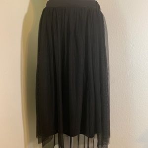 NWT  🏷  Black Tull Skirt